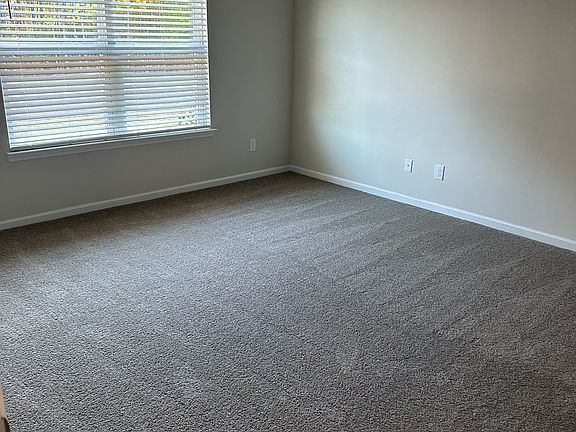 2nd image of 4735 Cockatoo St