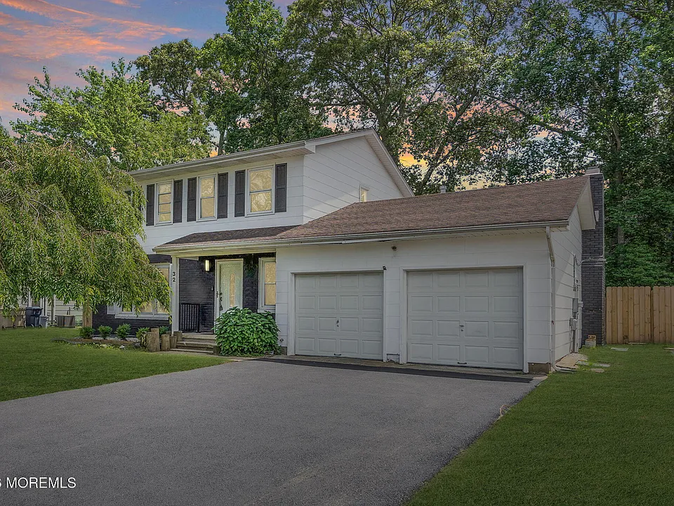 32 Belmont Ave