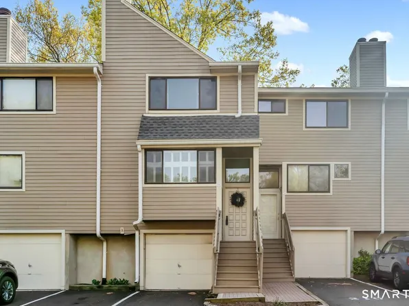206 Sunrise Hill Road #206, Norwalk, CT 06851