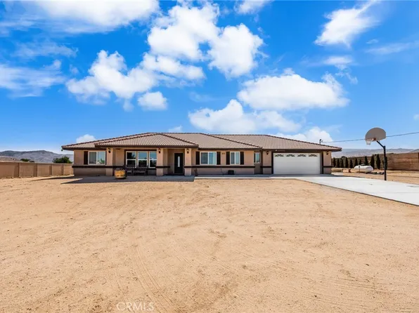 10779 Mills Rd, Apple Valley, CA 92308