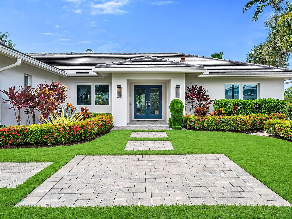 1st image of 5215 Seashell Ave