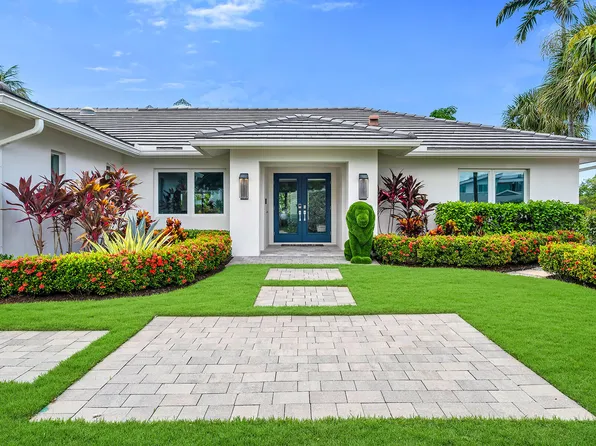 5215 Seashell Ave, Naples, FL 34103