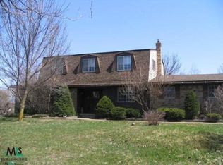 2336 Burwood Ct, Highland, MI 48357