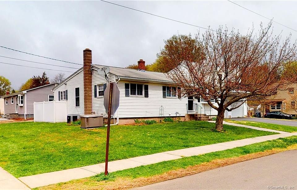 49 Lincoln St, Plainville, CT 06062 Zillow