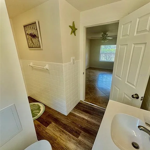 910 W French Ave — Photo 11