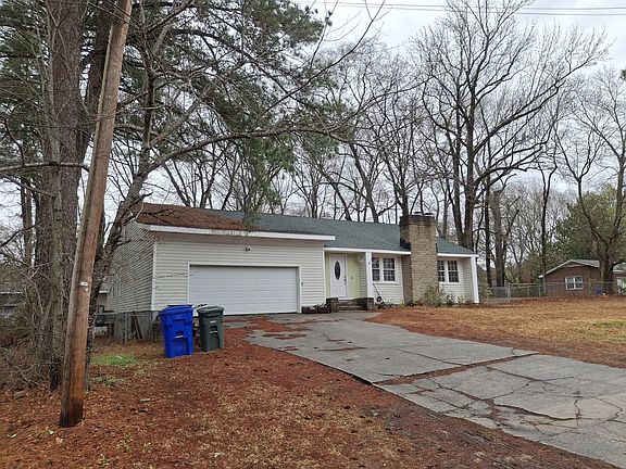 3rd image of 112 Fairlane Rd