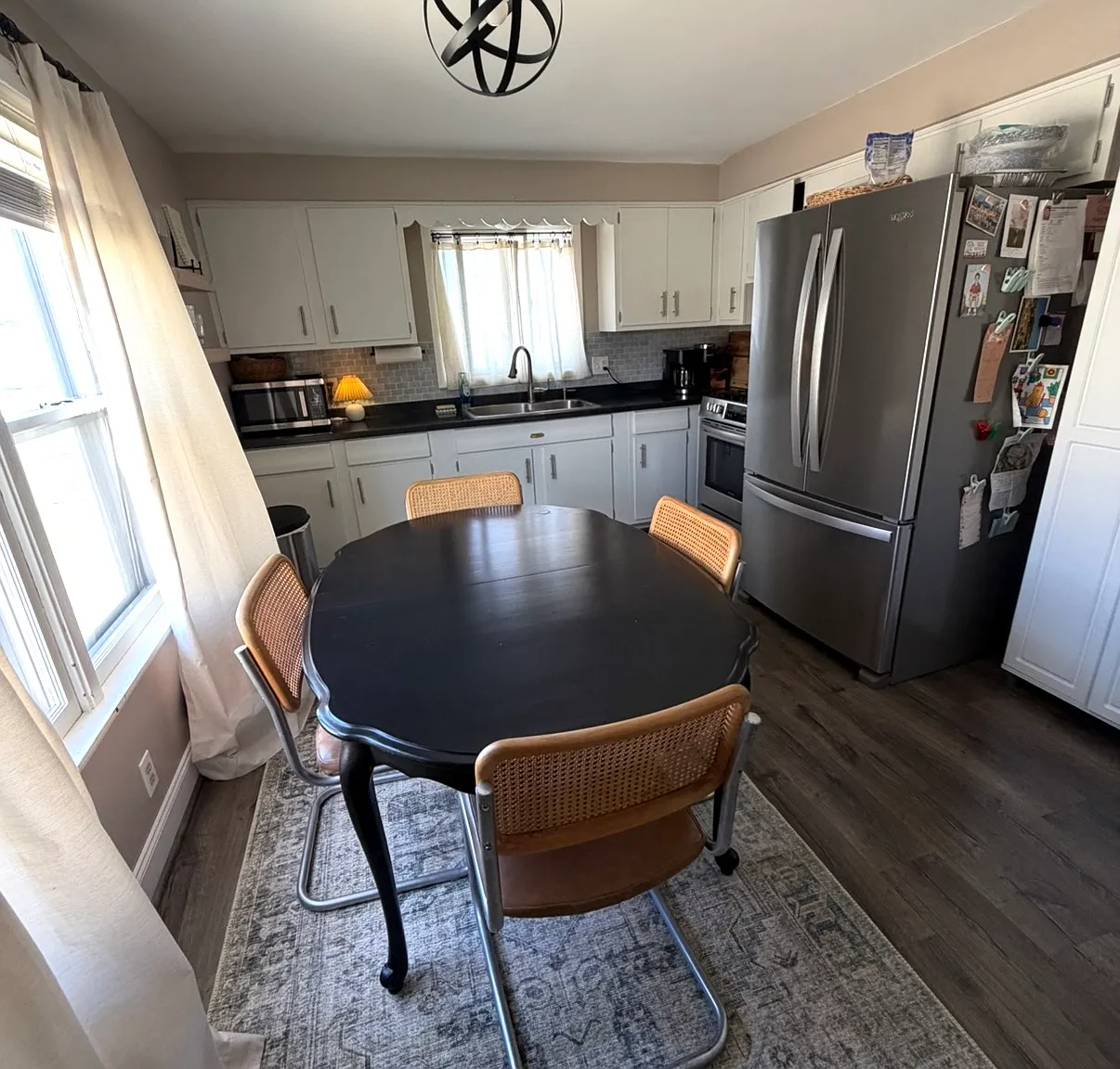 3 bed, 1250 sqft, $1,500 — Photo 2