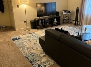 8-10 Bryon Rd #3, Chestnut Hill, MA 02467