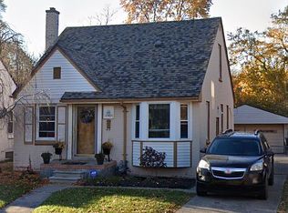 11509 Balfour Rd, Grosse Pointe, MI 48224