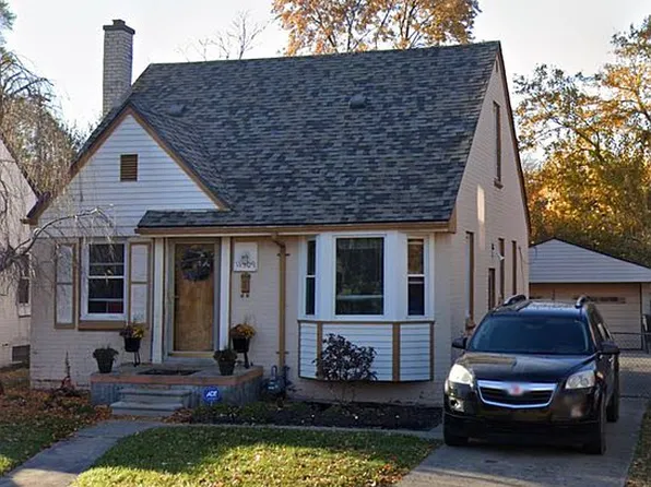 11509 Balfour Rd, Grosse Pointe, MI 48224