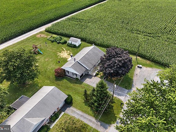 2nd image of 776 Sharon Dr