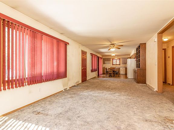 2nd image of 393 Abbey Ct