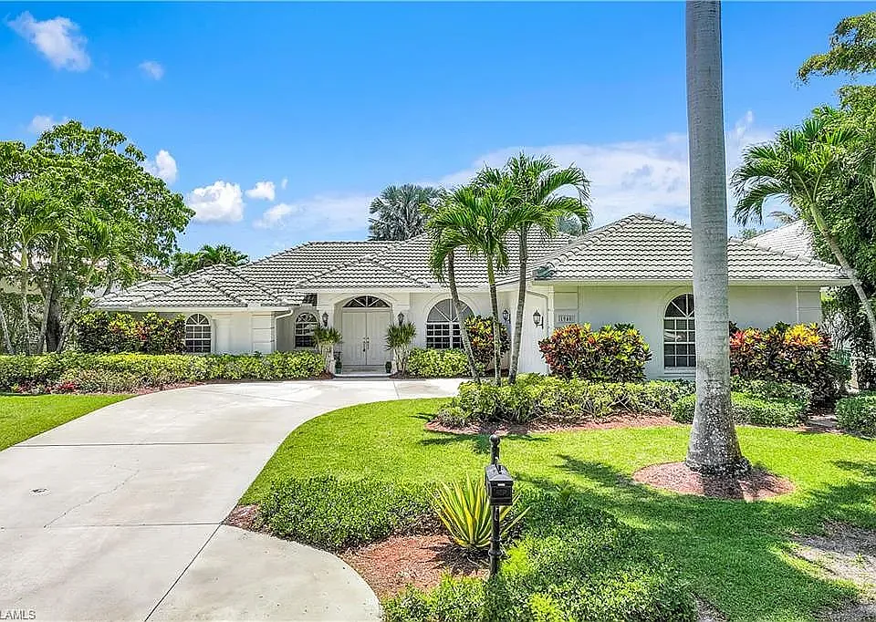 1940 Timberline Dr