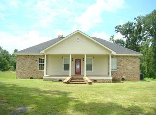 27 Albert Jarrell Rd, Carriere, MS 39426
