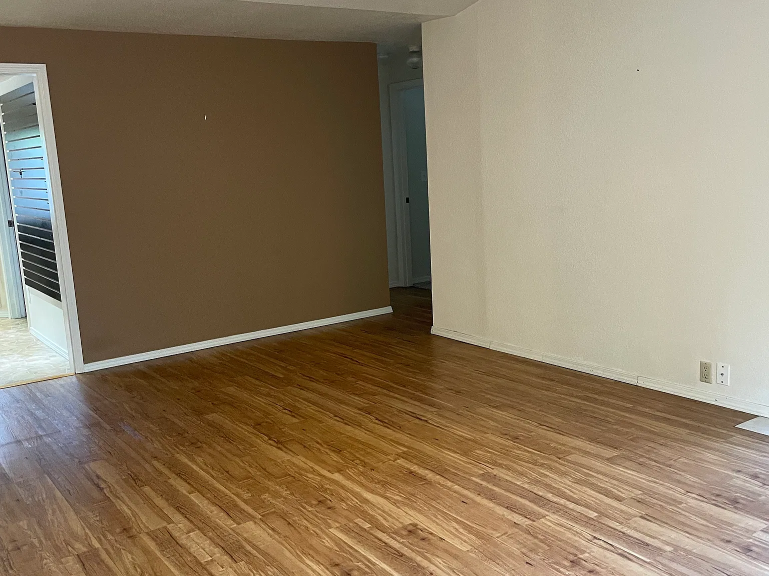 2 bed, 1247 sqft, $2,200 — Photo 4