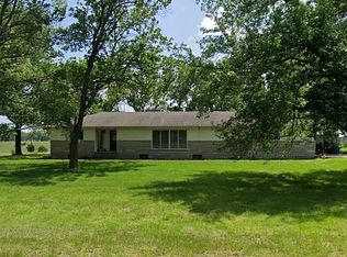 802 E Market St, Diamond, MO 64840