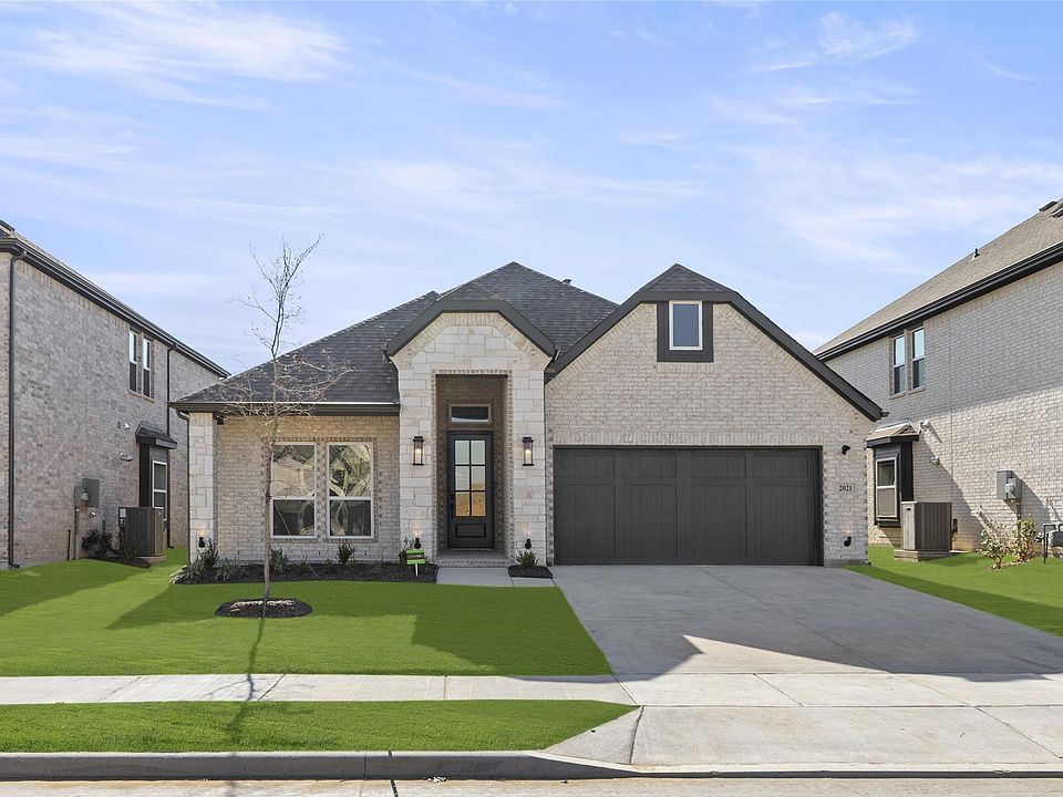 1st image of 2021 Valencia Dr