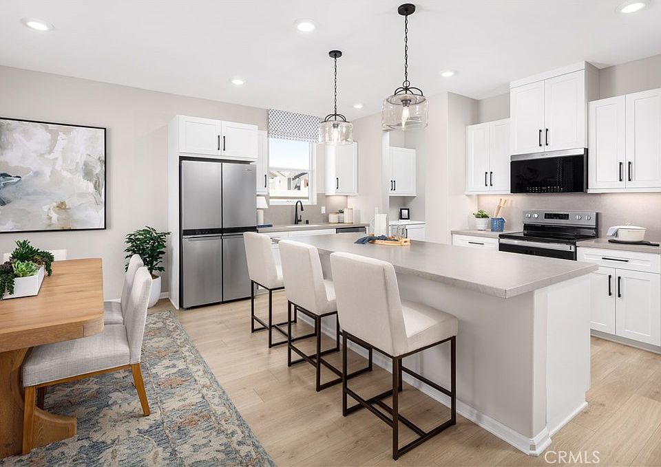 1st image of 30661 Albiflora Way
