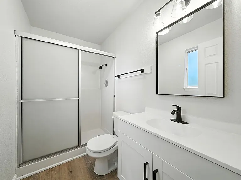 3236 Lawrence Rd #A-D — Photo 18