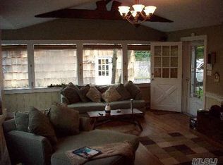 11 Ridge Ln, Miller Place, NY 11764