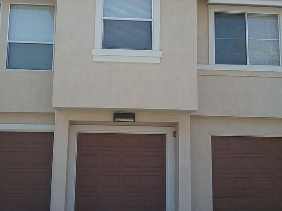 2nd image of 1042 Niguel Ln