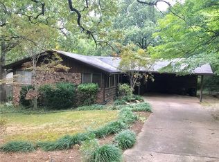 1650 E Carolyn Dr, Fayetteville, AR 72701