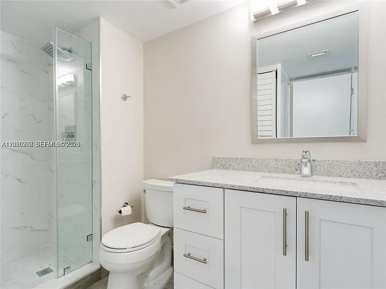 436 Lakeview Dr #203 — Photo 16