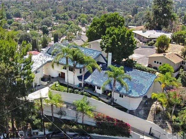 5242 Darro Rd, Woodland Hills, CA 91364
