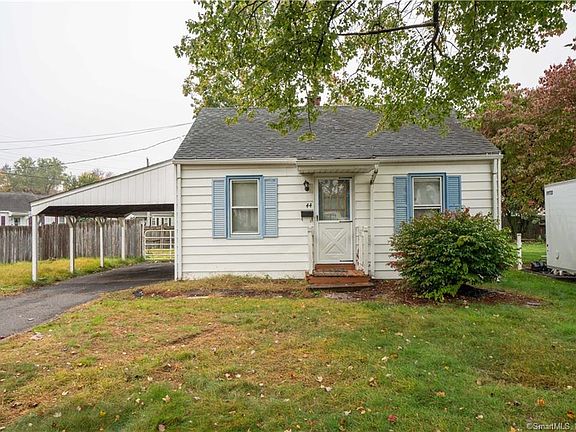 2nd image of 44 Sunnyreach Dr