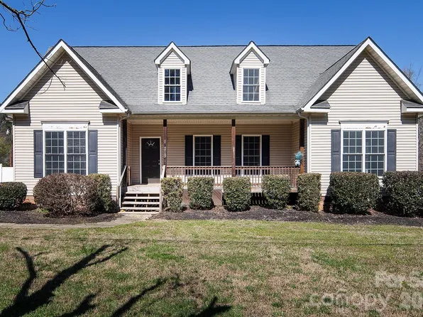 13219 Asbury Chapel Rd, Huntersville, NC 28078