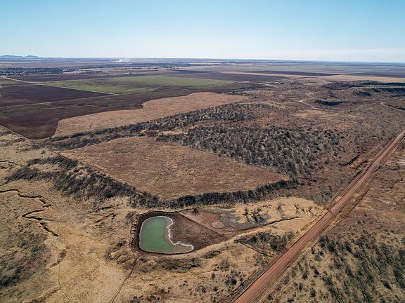 2nd image of 33517 E County Road 1560