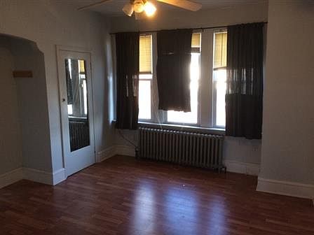 2nd image of 1912 E Wensley St