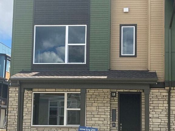 2nd image of 751 Promenade Dr #7202276088