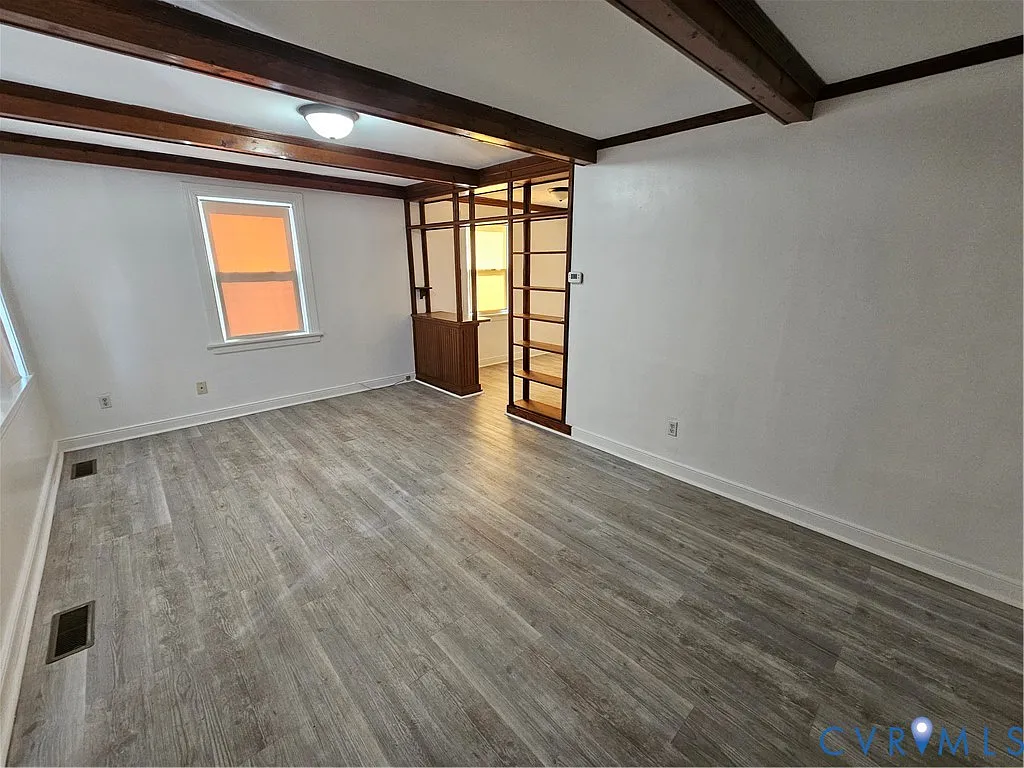 2 bed, 1.0 bath, 876 sqft, $1,225 — Photo 4