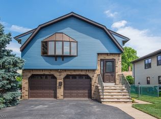 43 Elmhurst St, Elmwood Park, NJ 07407