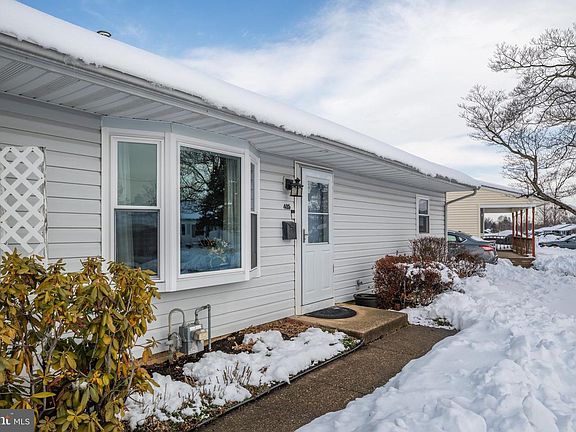 2nd image of 405 Andover Rd