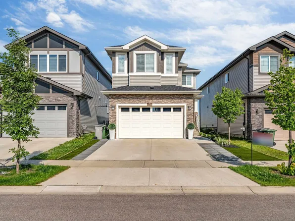 4705 35th St, Beaumont, AB T4X 2C4