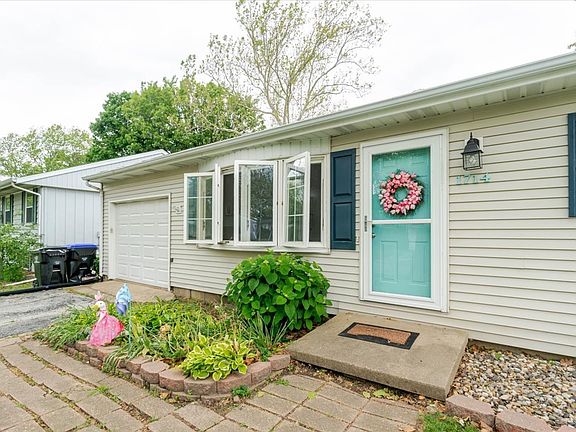 2nd image of 1714 Lawndale Way