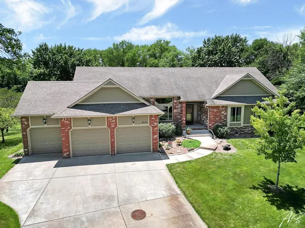 2045 N Teal Brook Ct, Wichita, KS 67235