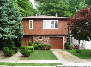 250 Detroit Ave, Staten Island, NY 10312