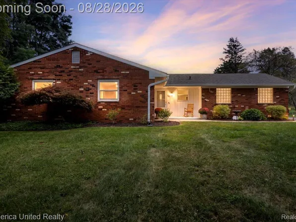 3687 Van Amberg Rd, Brighton, MI 48114