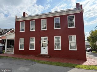 20 N Market St, Mc Veytown, PA