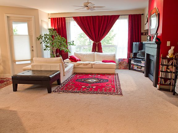 2nd image of 925 110th Ave SE #210