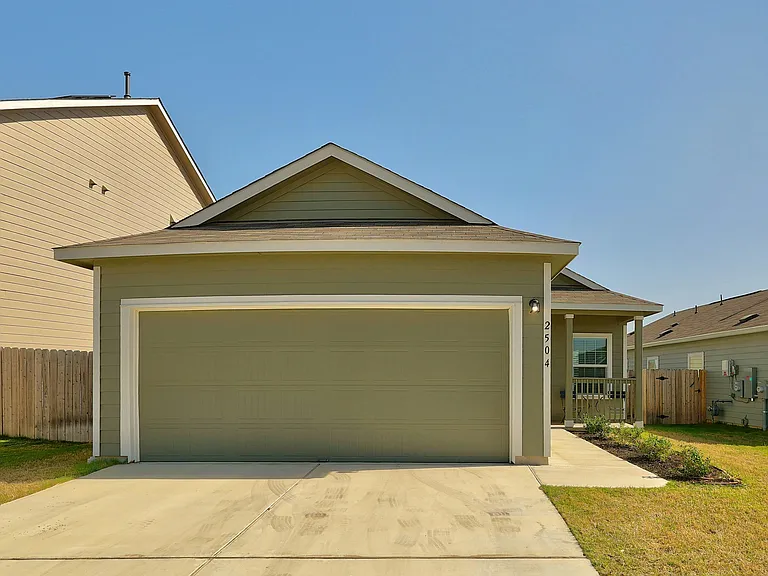 2504 Forgetmenot Ln — Photo 1