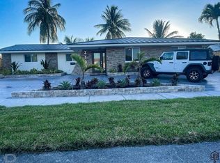 2100 SW 100th Ave, Miami, FL 33165