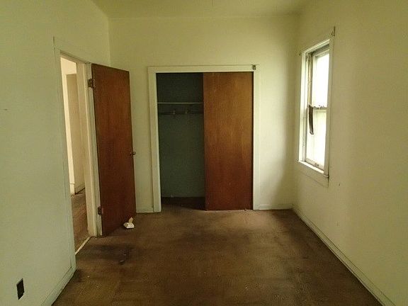 2nd image of 11412 S Yale Ave