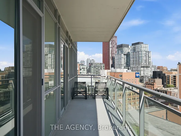 112 George St S #S1006 — Photo 18