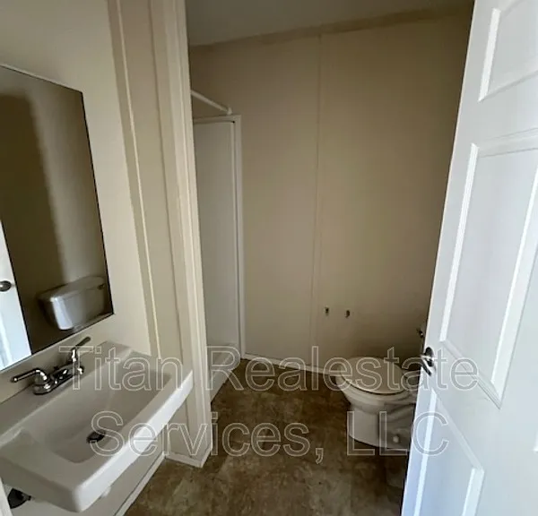 1835 S Lake Arthur Ave #3 — Photo 4