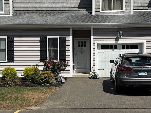 6 S Lakeside Dr