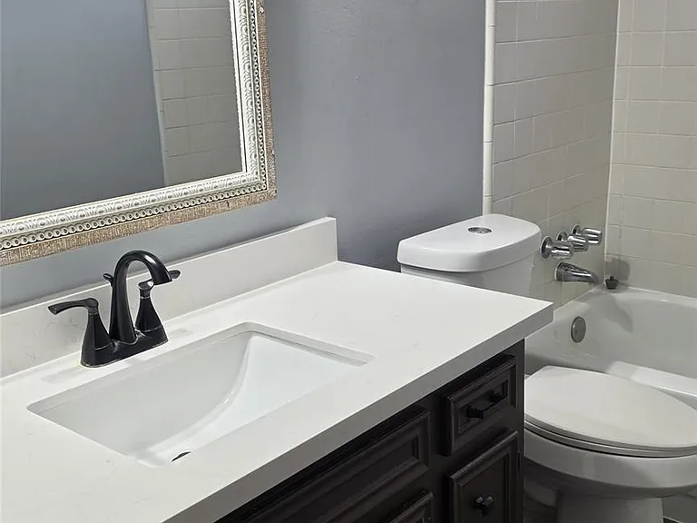 1502 Sudbury Dr — Photo 16